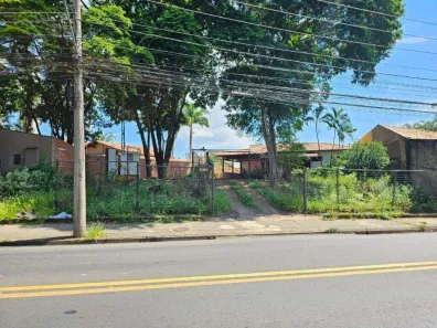 Imóvel Comercial com 3 Quartos à venda, 344m² no Dois Córregos, Piracicaba