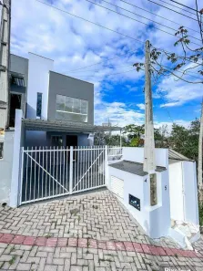 Casa com 2 Quartos à venda, 70m² no Azambuja, Brusque