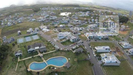 Sobrado com 4 Quartos à venda, 300m² no Lagoa, Macaé