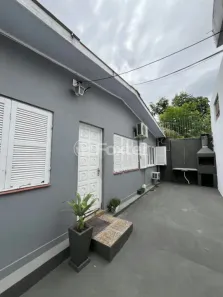 Casa com 3 Quartos à venda, 130m² no São Sebastião, Porto Alegre