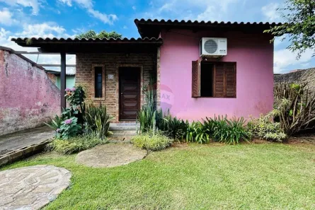 Casa com 2 Quartos à venda, 121m² no Castelo Branco, Gravataí
