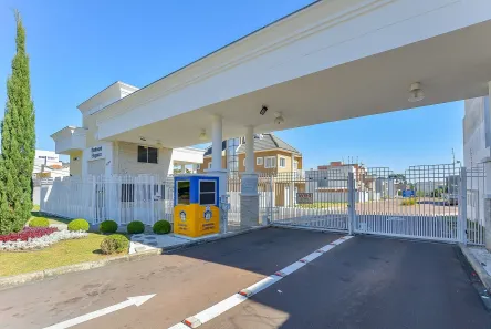 Casa de Condomínio com 4 Quartos à venda, 240m² no Bairro Alto, Curitiba