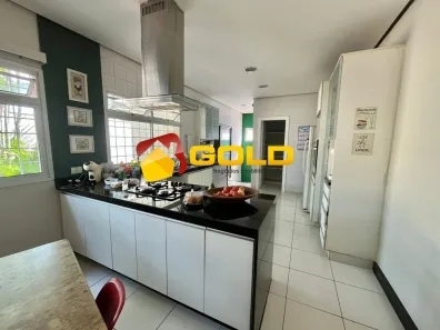 Casa com 4 Quartos à venda, 300m² no Lídice, Uberlândia