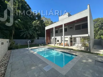 Casa com 3 Quartos à venda, 250m² no Canasvieiras, Florianópolis