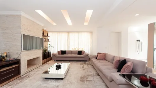 Casa de Condomínio com 4 Quartos para alugar, 270m² no Orleans, Curitiba