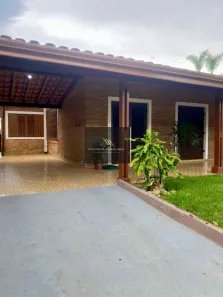 Casa com 3 Quartos para alugar, 130m² no Centro, Ubatuba