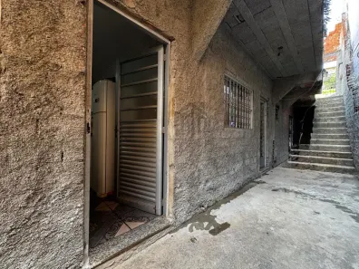 Casa com 2 Quartos à venda, 180m² no São João, Itapevi