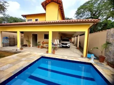 Casa com 3 Quartos à venda, 240m² no Cantagalo, Guapimirim