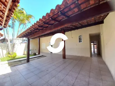 Casa com 3 Quartos à venda, 330m² no Piratininga, Niterói
