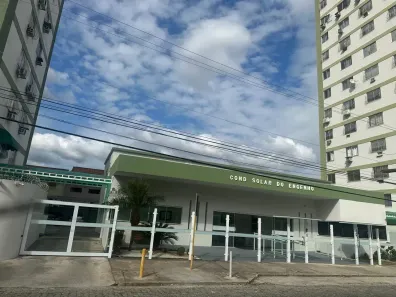 Apartamento com 2 Quartos para alugar, 64m² no Parque São Caetano, Campos dos Goytacazes