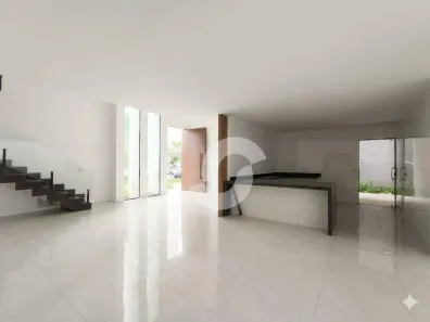 Casa de Condomínio com 4 Quartos à venda, 230m² no Maria Paula, São Gonçalo