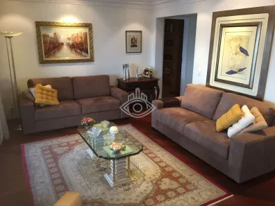 Apartamento com 6 Quartos à venda, 200m² no Vila Uberabinha, São Paulo