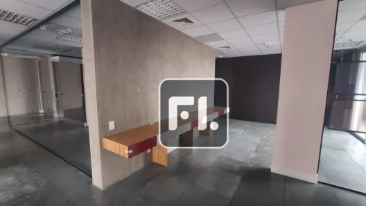 Sala Comercial para alugar, 189m² no Cidade Monções, São Paulo