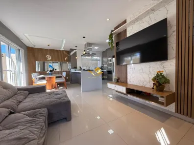 Sobrado com 3 Quartos à venda, 110m² no Portão, Curitiba