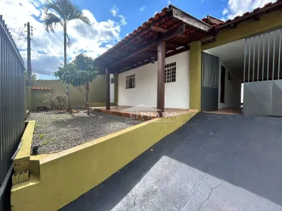 Casa com 3 Quartos à venda, 200m² no Vila Romana, Ibiporã