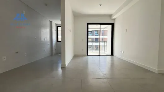 Apartamento com 2 Quartos à venda, 68m² no Centro, Florianópolis