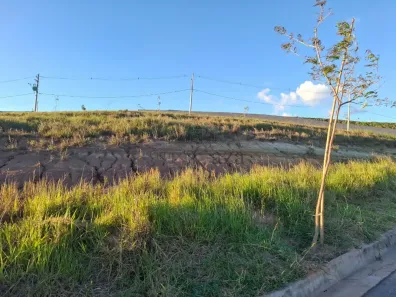 Lote/Terreno à venda, 250m² no Putim, São José dos Campos