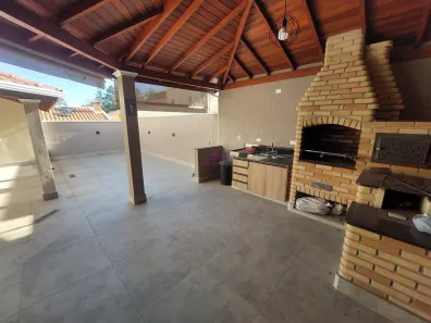 Sobrado com 3 Quartos à venda, 200m² no Parque Residencial Indaiá, Indaiatuba
