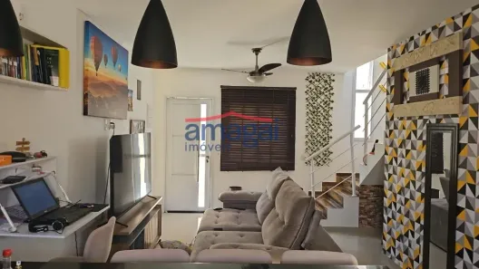 Casa de Condomínio com 2 Quartos à venda, 70m² no Loteamento Vila Romana, Jacareí