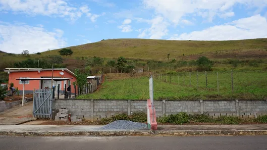 Lote/Terreno à venda, 935m² no , Santana do Deserto