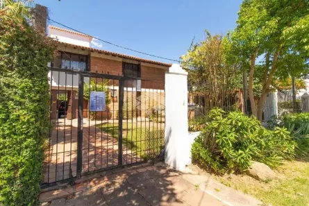 Casa com 3 Quartos à venda, 150m² no Vila Nova, Porto Alegre
