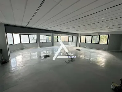 Sala Comercial à venda, 110m² no Cidade Monções, São Paulo