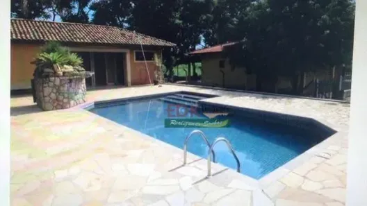 Fazenda/Sítio com 4 Quartos para venda ou aluguel, 15000m² no Embaú, Cachoeira Paulista