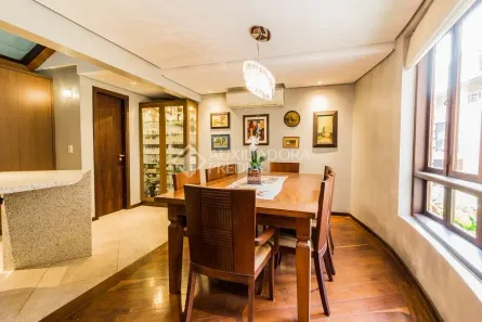 Casa de Condomínio com 4 Quartos à venda, 199m² no Boa Vista, Porto Alegre