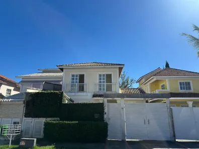 Casa de Condomínio com 4 Quartos à venda, 213m² no Recreio dos Bandeirantes, Rio de Janeiro