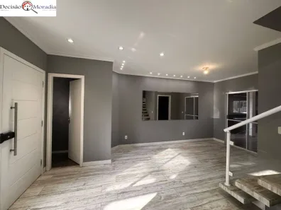 Casa de Condomínio com 3 Quartos para alugar, 140m² no Jardim São Vicente, Cotia