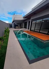 Casa de Condomínio com 4 Quartos à venda, 213m² no Granja Marileusa, Uberlândia