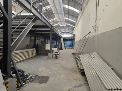 Galpão/Depósito/Armazém para alugar, 1000m² no São Cristóvão, Rio de Janeiro