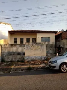 Casa com 3 Quartos à venda, 167m² no Jardim Santa Tereza, Taubaté