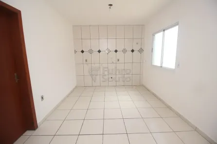 Apartamento com 1 Quarto para alugar, 50m² no Três Vendas, Pelotas