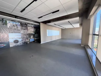Sala Comercial para alugar, 173m² no Pinheiros, São Paulo