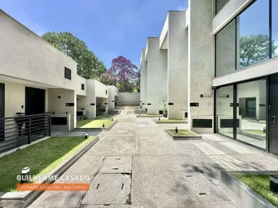 Casa com 2 Quartos à venda, 169m² no Granja Viana, Cotia