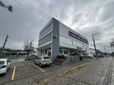 com 2 Quartos para alugar, 80m² no Dos Estados, Timbó