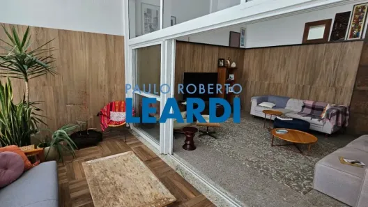 Apartamento com 4 Quartos à venda, 240m² no Vila Suzana, São Paulo