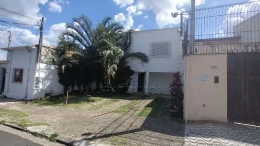 Prédio Comercial com 6 Quartos à venda, 211m² no Vila Santana, Sorocaba