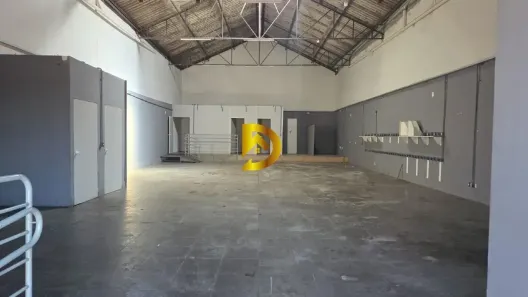 Galpão/Depósito/Armazém para alugar, 252m² no Jardim Induberaba, Uberaba