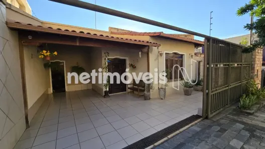 Casa com 4 Quartos à venda, 330m² no Nova Floresta, Belo Horizonte
