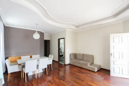 Casa com 3 Quartos à venda, 200m² no Santa Amélia, Belo Horizonte