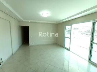 Apartamento com 3 Quartos à venda, 87m² no Tabajaras, Uberlândia