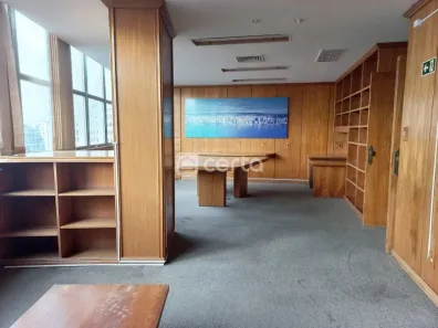 Sala Comercial para alugar, 172m² no Centro Histórico, Porto Alegre