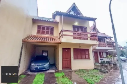 Casa de Condomínio com 3 Quartos para alugar, 207m² no Guarujá, Porto Alegre