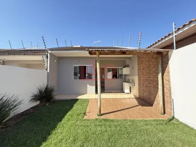 Casa com 3 Quartos para alugar, 74m² no Parque Avenida, Maringá