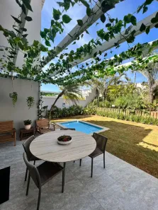Casa de Condomínio com 3 Quartos à venda, 150m² no Jardins Cannes, Aparecida de Goiânia