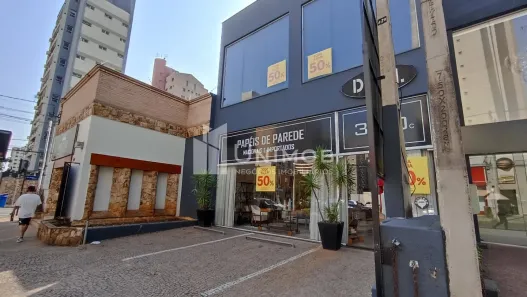 Ponto Comercial para alugar, 196m² no Cambuí, Campinas