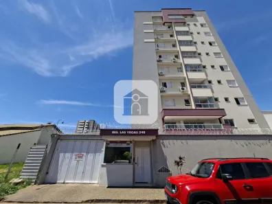 Apartamento com 2 Quartos para alugar, 60m² no Novo Mundo, Uberlândia