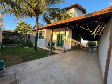 Casa com 4 Quartos à venda, 192m² no São Francisco, Serra